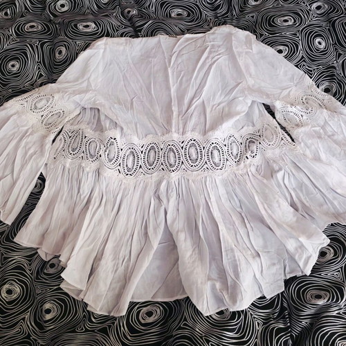 BSB lace detailed tie top like new, white, size S