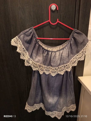 Blouse size S/M used in excellent condition, like new