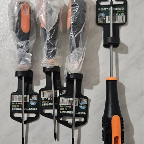 Pros Kit screwdrivers thin set of 4 pieces new