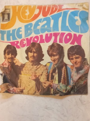 Beatles Hey Jude Revolution μεταχειρισμένος δίσκος με φθαρμένο εξώφυλλο