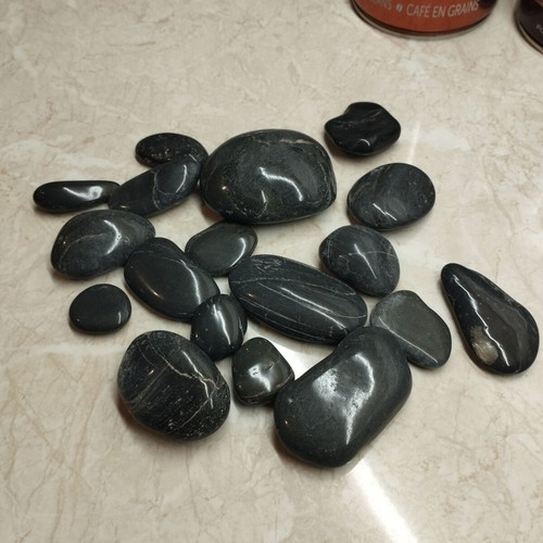 Decorative stones like new