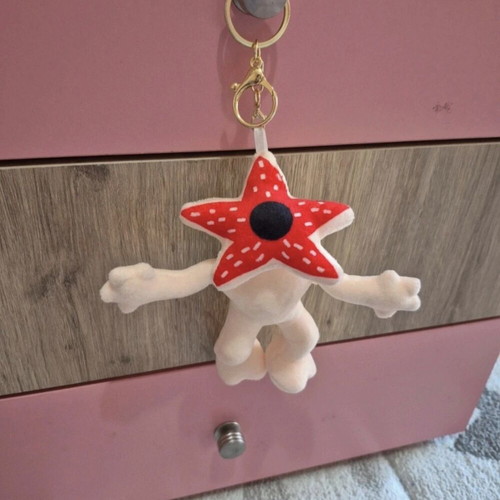 Demogorgon Stranger Things plush keychain used