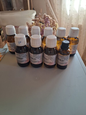 Aromas for candles, soaps, sprays and cosmetics used, set of 10