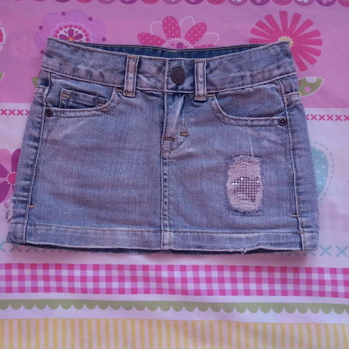 Zara denim skirt like new, for 2-3 years old