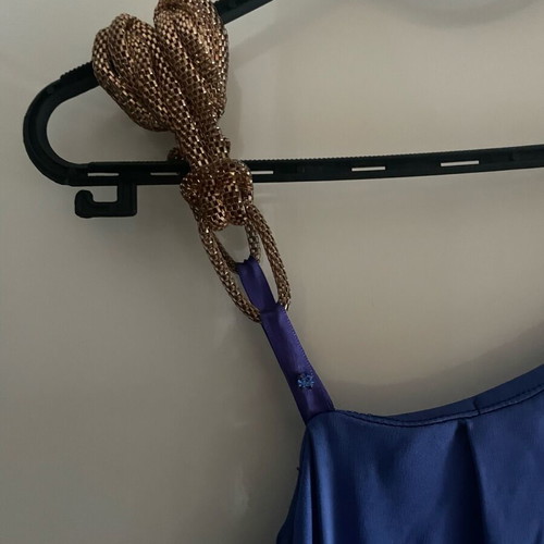 Dress like new, size L, length 1 m