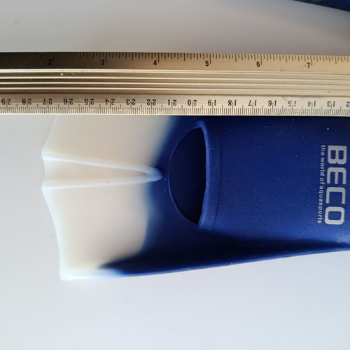 Beko Kids Swim Fins size 30-33 like new