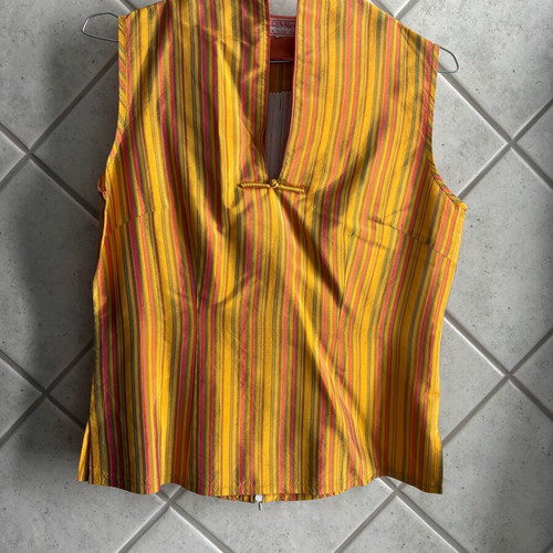 Silk sleeveless top M like new, orange and yellow striped