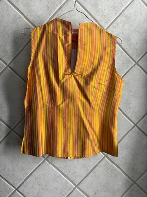 Silk sleeveless top M like new, orange and yellow striped