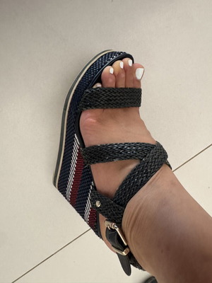 Tommy Hilfiger platform sandals, size 41