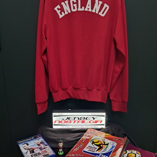 England 2006 jacket like new, authentic