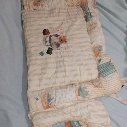 Ira crib set package new