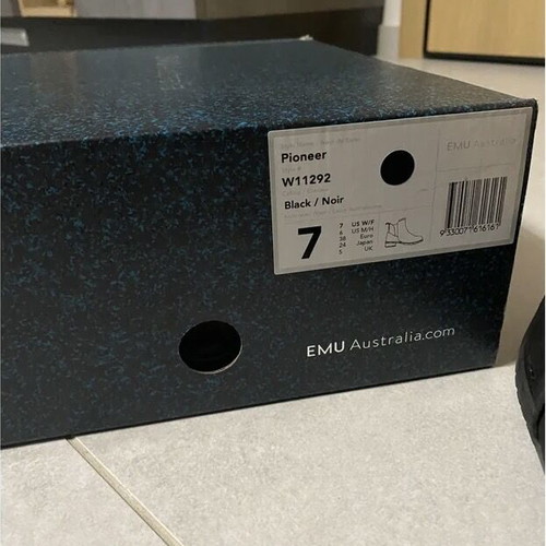 Emu Australia waterproof boots used, size 38, black