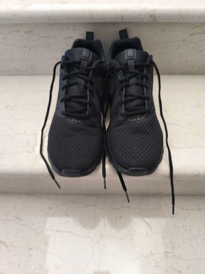 Nike Air Max Motion sneakers size 46 black like new