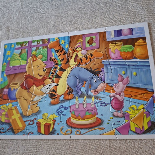 Disney Puzzle Winnie the Pooh 10 in 1 set like new