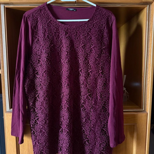 Bordeaux blouse with lace front new 5XL