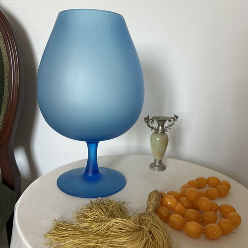 Vintage large vase like new