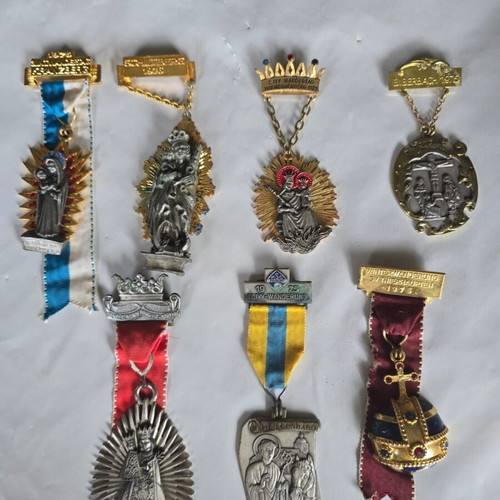 Vintage Bavarian religious medals collection like new