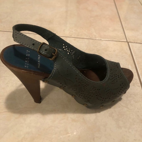 Sisley blue-green sandals with 10cm wooden heel like new