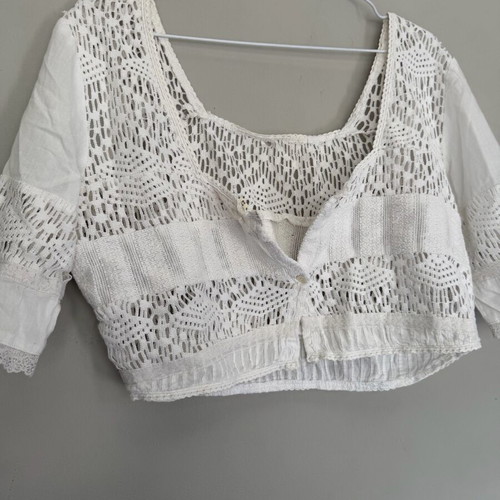 Billabong white crochet crop top used with boho details