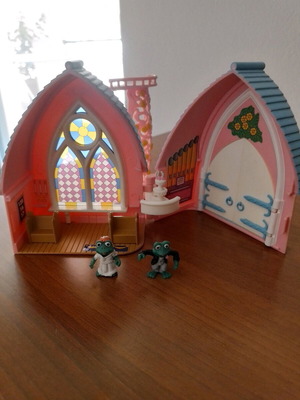 Teeny Weeny Families 1995 like new, rare