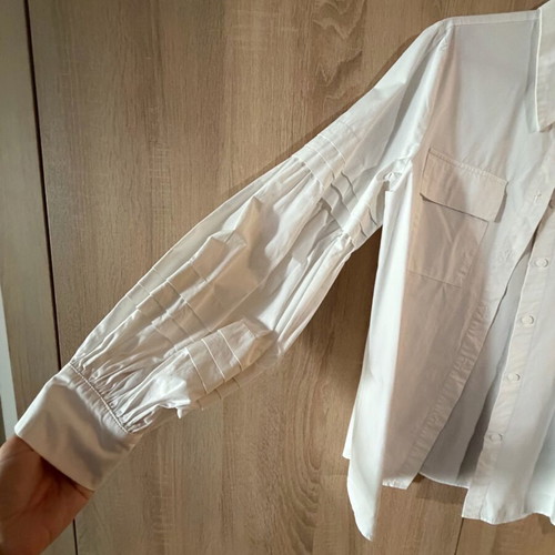 Lumina cotton white shirt like new with puffed sleeves size M