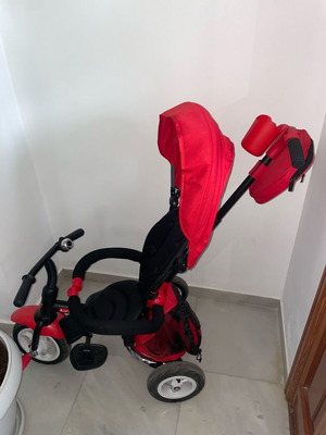 Kids bike foldable like new with sunshade and bag