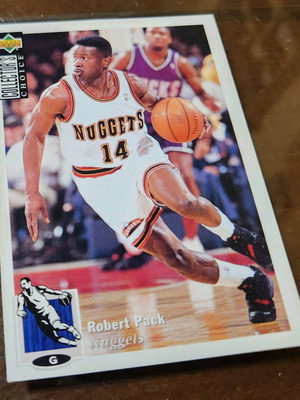 1994-95 Upper Deck Collector's Choice International Spanish #136 Robert Pack card like new