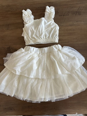 Girls' set with top and skirt size 3, unused, white
