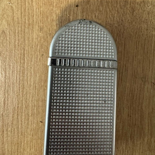 Playing card lighter used with red and yellow lights
