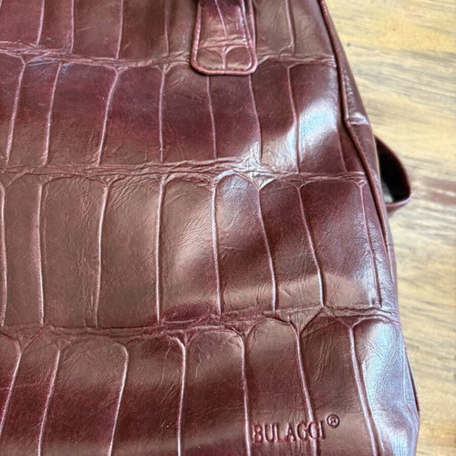 Vintage elegant women's shoulder bag burgundy leather like new