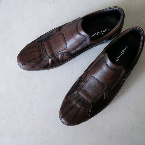 Robinson men's leather shoes brown like new, slip-ons
