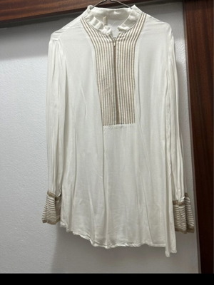 Long blouse with gold details and zipper like new, Aggel Knitwear, size M