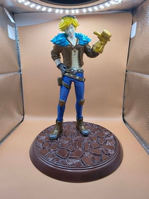 Αγαλματίδιο Ezreal από League Of Legends καινούργιο, 3D εκτυπωμένο με ρητίνη