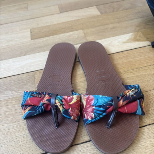 Havaianas flip-flops size 40, brown