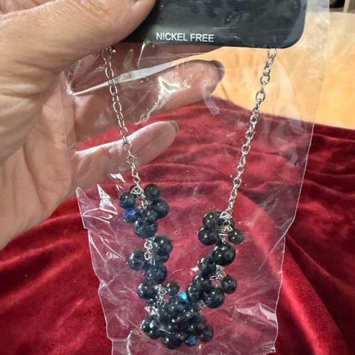 Faux bijoux black necklace new