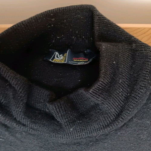 Men's wool sweater used, black, size L with mock neck