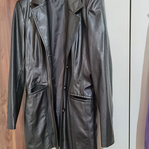 Black leather jacket made of faux leather like new, size M