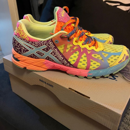 Asics Gel athletic shoes used, multicolor, size 40