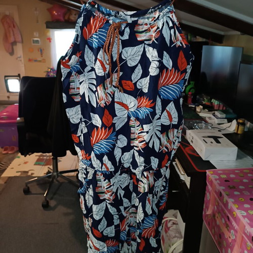 Summer romper playsuit like new with tropical print and tassels