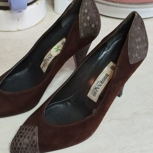 Leather brown pumps used, size 35