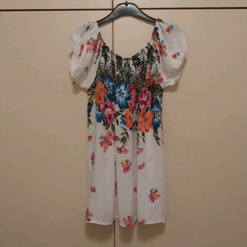 Gianni white floral summer blouse size L like new