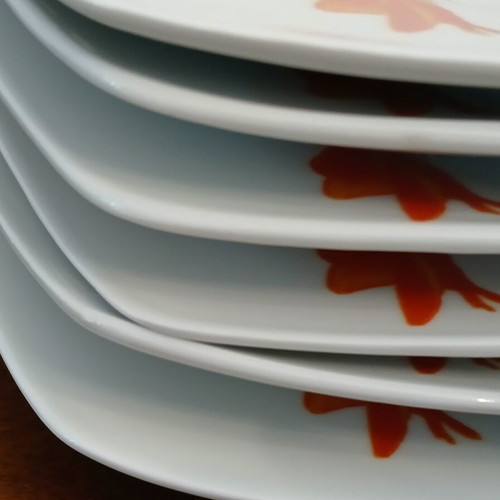 Square shallow serving plates used, set of 6, porcelain 27x27 cm