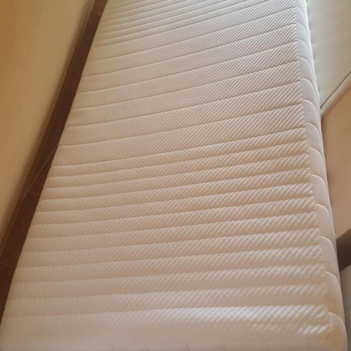 Dreamzone Gold F40 mattress like new, orthopedic foam memory