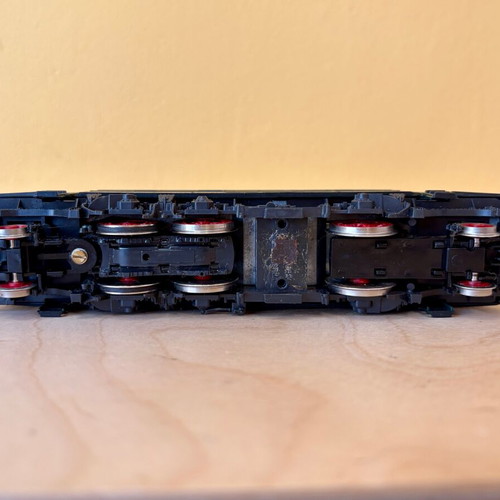 Roco 04144S DB BR 104 locomotive HO model like new