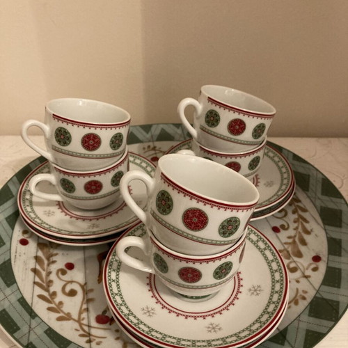 Olimpia Stelvio Christmas Cup Set 6 with Saucers and Large Platter porcelain, like new