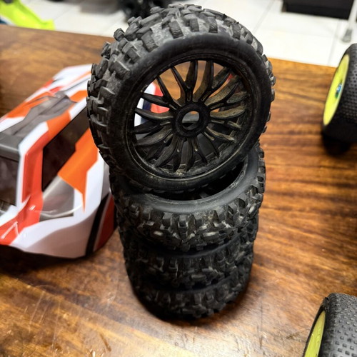 Kyosho Neo 4.0 remote control car like new, complete set