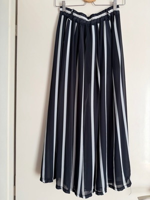 Palazzo striped airy pants dark blue-white like new