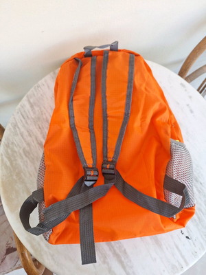 Orange backpack like new for holidays