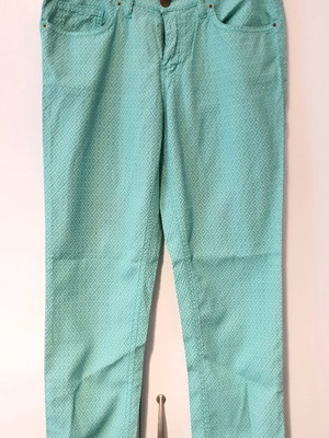 Veraman pants with embossed pattern like new