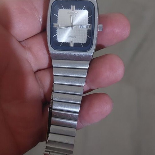 Seiko 5 Automatic Day Date Watch like new